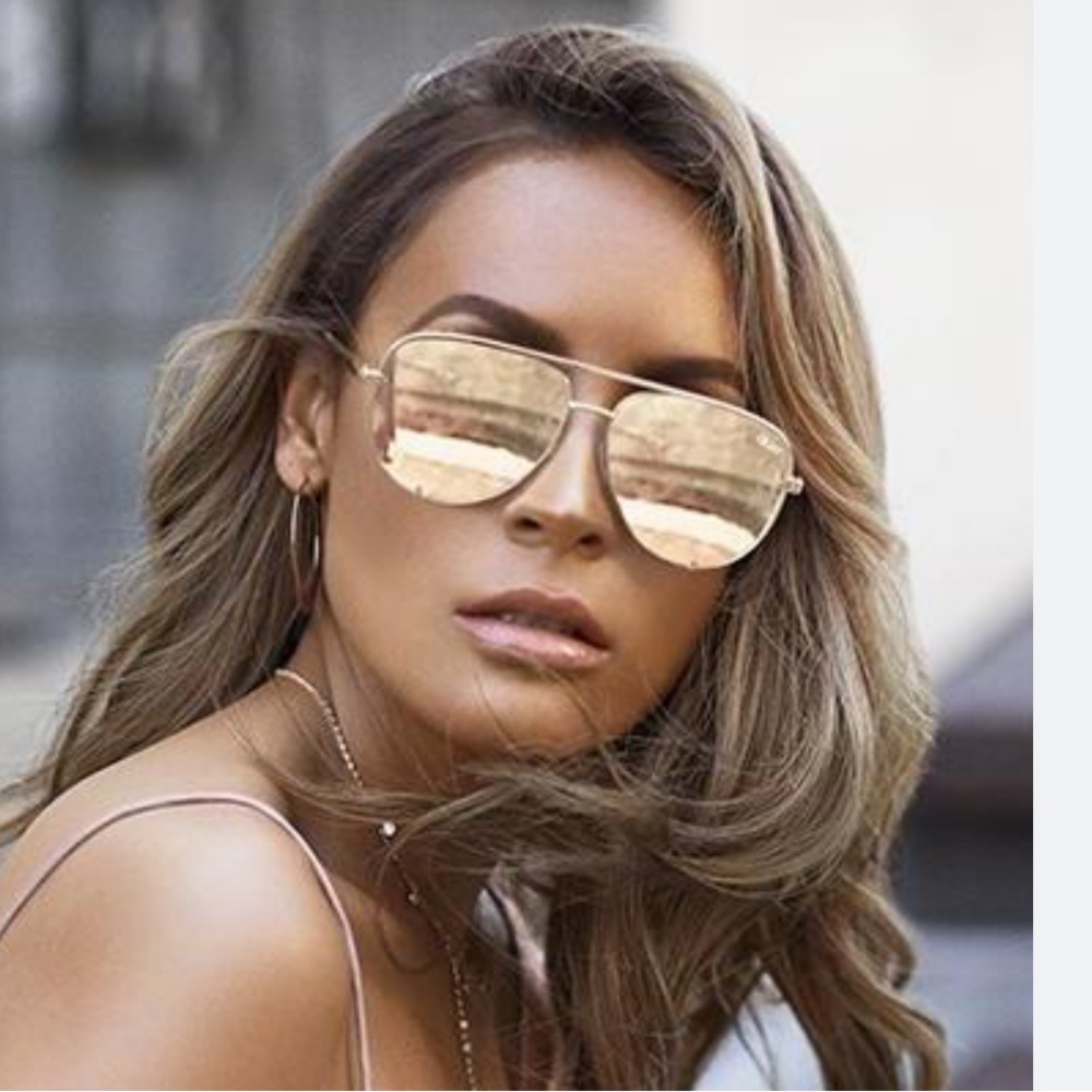 Quay x Desi High Key Sunglasses - Picture 2 of 7